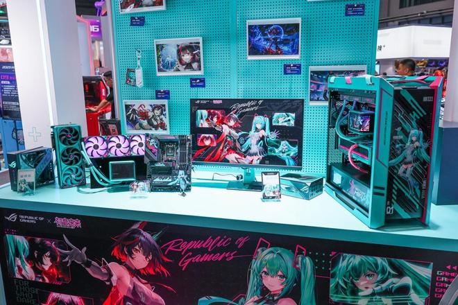 未来版电竞显示器与双模新品BW2025首